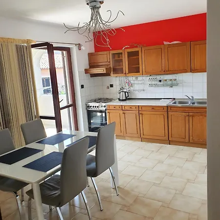Cintya Apartamento
