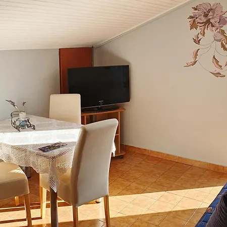 Cintya Apartamento