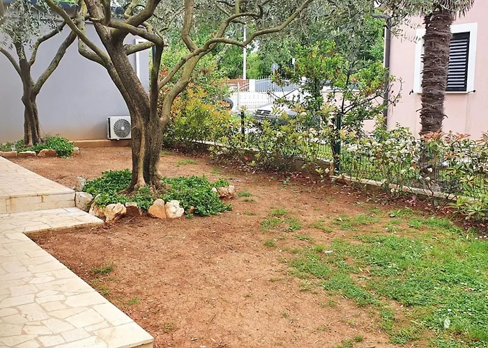 아파트 Cintya 포레치